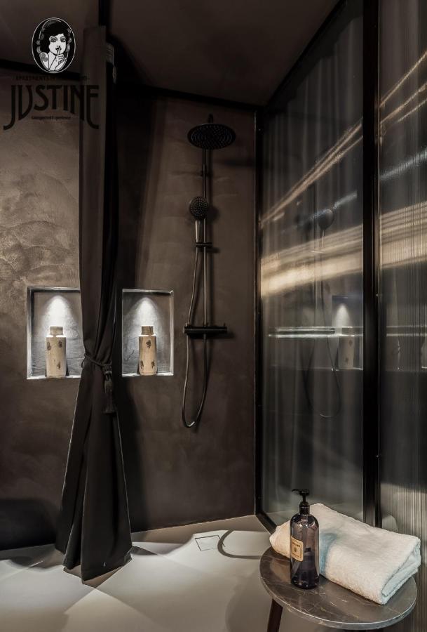 Suite Shibari By Justine Apartments Sobria Elegante Y Pecaminosa Apartamento Turistico En Madrid Rio 外观 照片