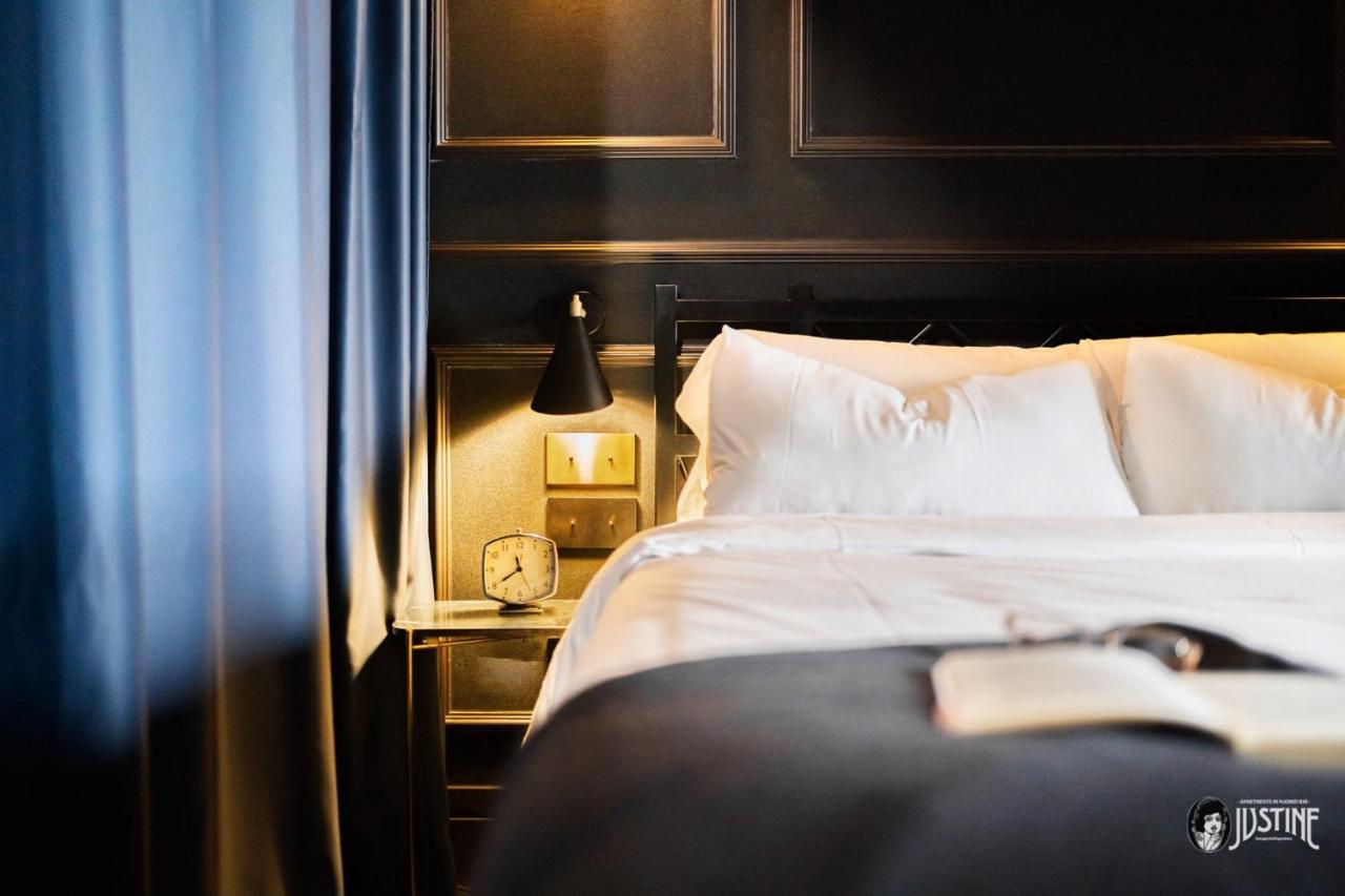 Suite Shibari By Justine Apartments Sobria Elegante Y Pecaminosa Apartamento Turistico En Madrid Rio 外观 照片